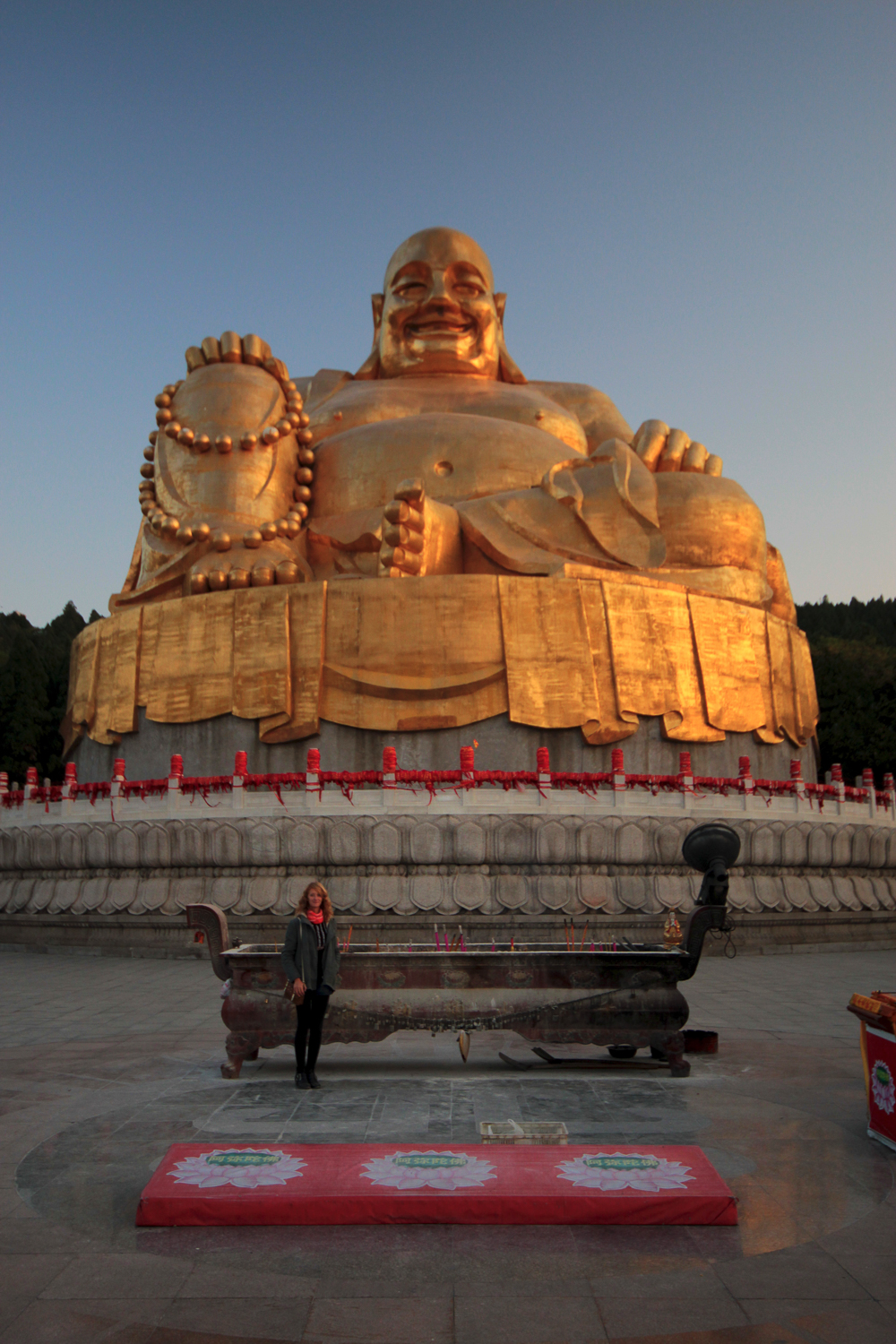 Bouddha géant de la colline aux 1000 bouddhas, Jinan
