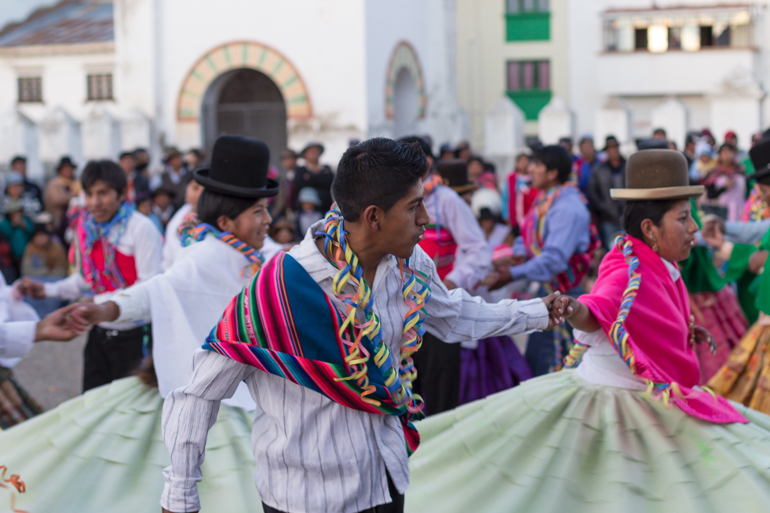 Danses pour la fête de la Vierge à Copacabana, Lac Titicaca, Bolivie