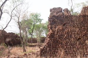 Mur d'enceinte et ruines de Loropeni, Burkina Faso