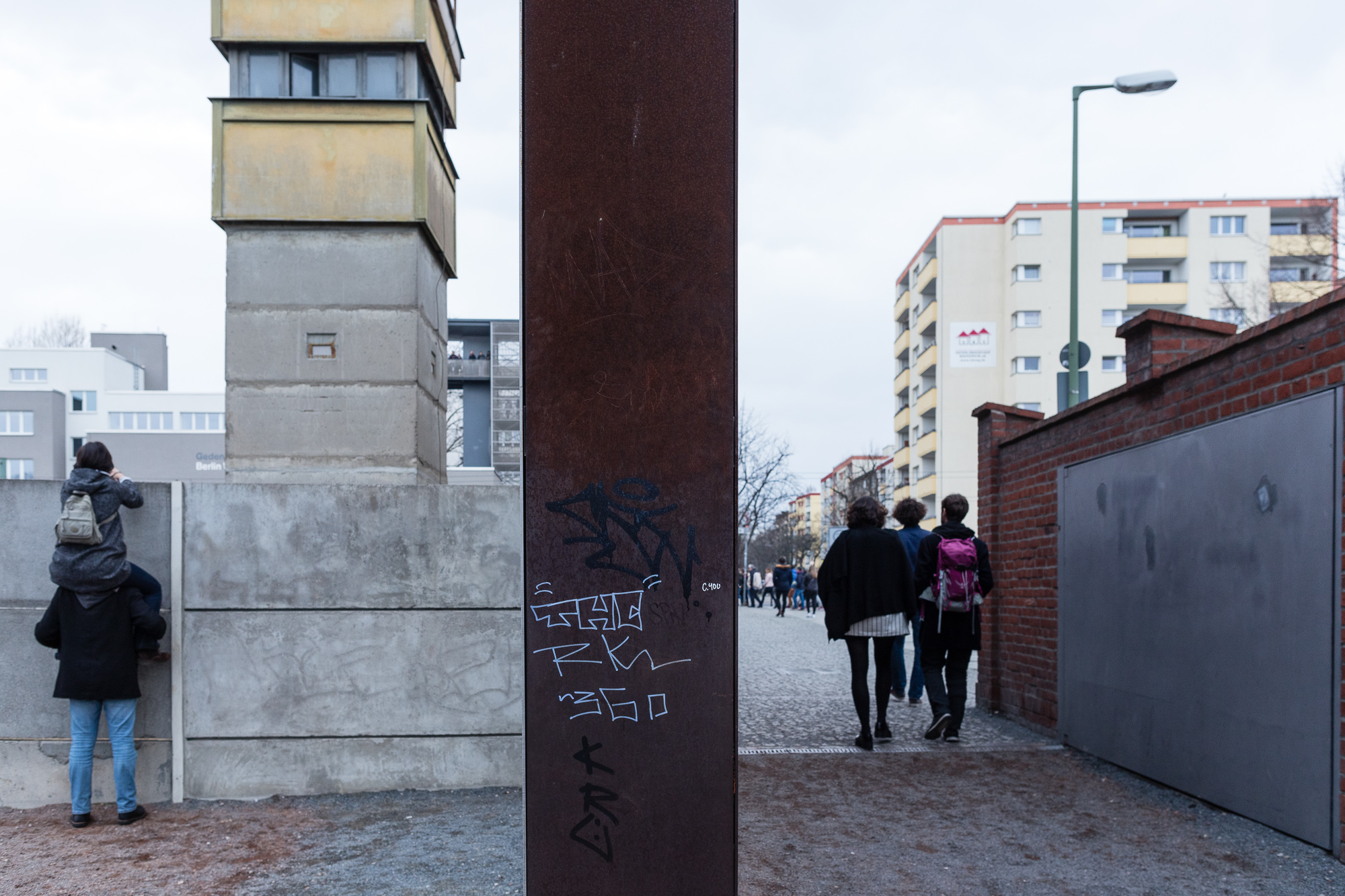Le mur de Berlin et un mirador