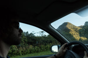 route vue depuis la voiture, la réunion