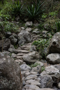 marches de Mafate, canalisation des Orangers, la reunion