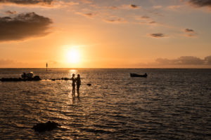 coucher de soleil étang salé