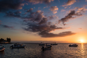 bateaux et couchers de soleil Bassin Pirogue